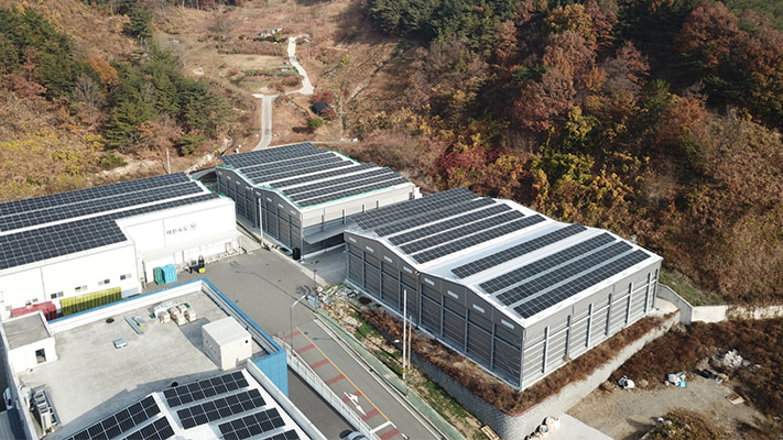 아이스푸드 태양광발전소 (1MW) (루프탑 태양광) - 솔라플레이 시공실적