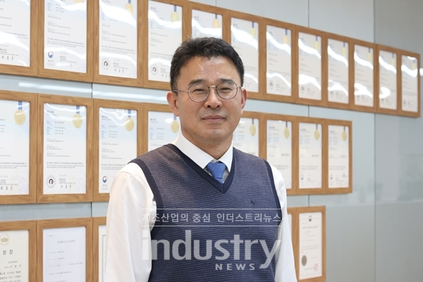 (주)솔라플레이, ‘2020년’ 새로운 태양광 상품 출시하며 100MW 실적 예고!