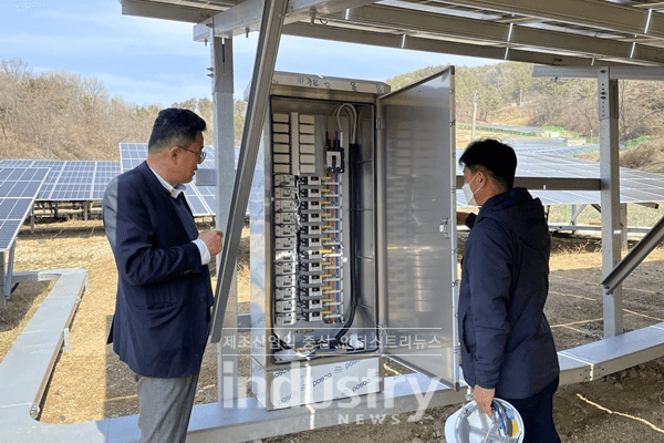 (주)솔라플레이, 양면모듈 적용한 최적의 태양광발전소 개발 위해 실증단지 운영